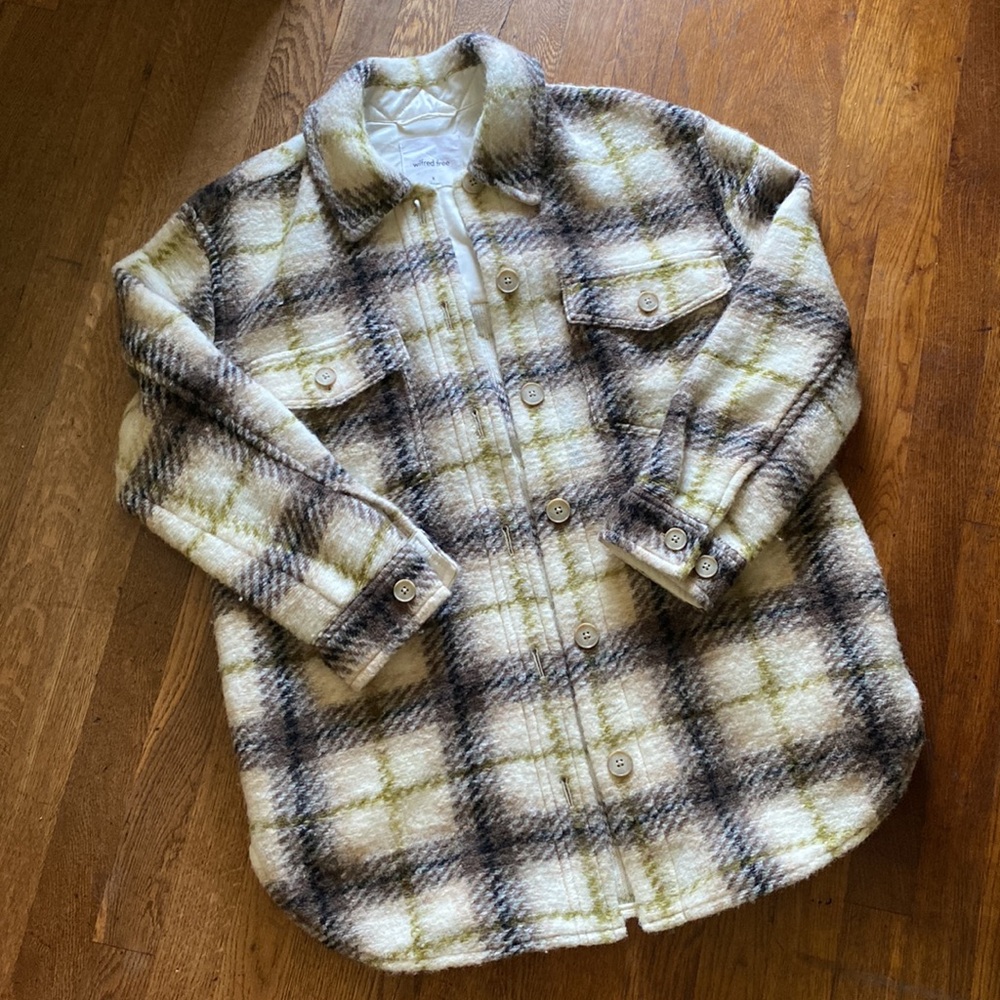 Aritzia Wilfred Free The Ganna Shirt Jacket Wool Plaid Pattern Cozy & Warm